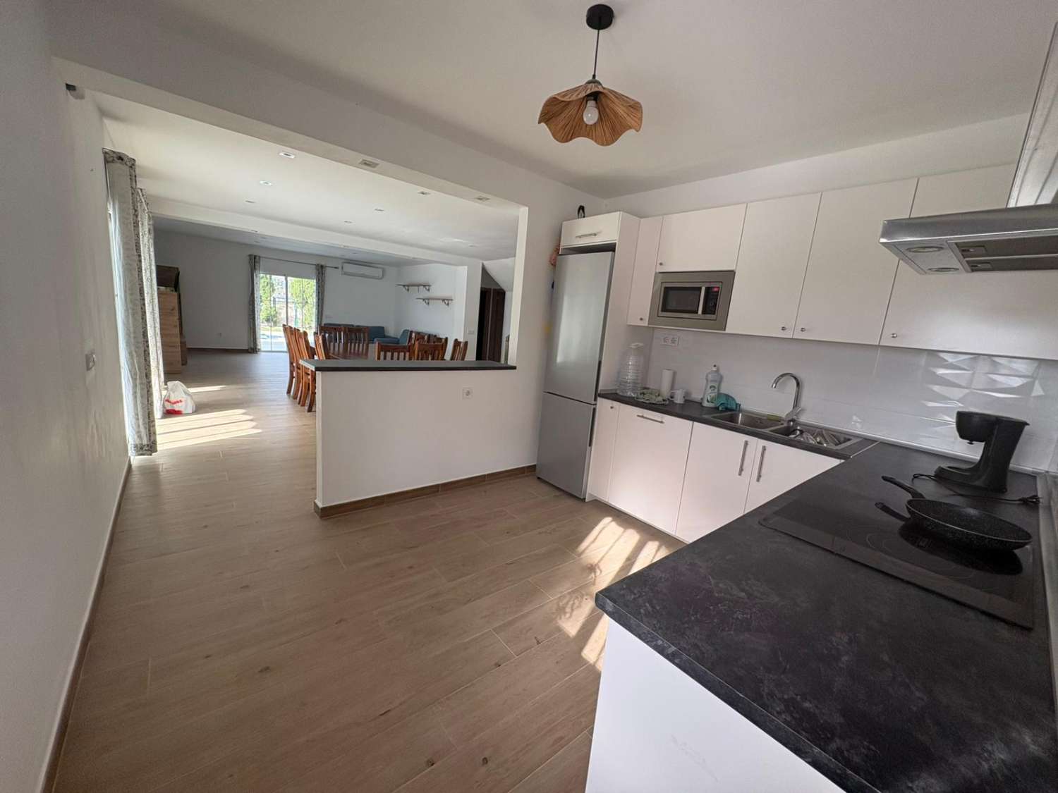 PRACHTIGE VILLA TE HUUR OP HET PLATTELAND IN DE OMGEVING VAN LA ALQUERIA (MIJAS)