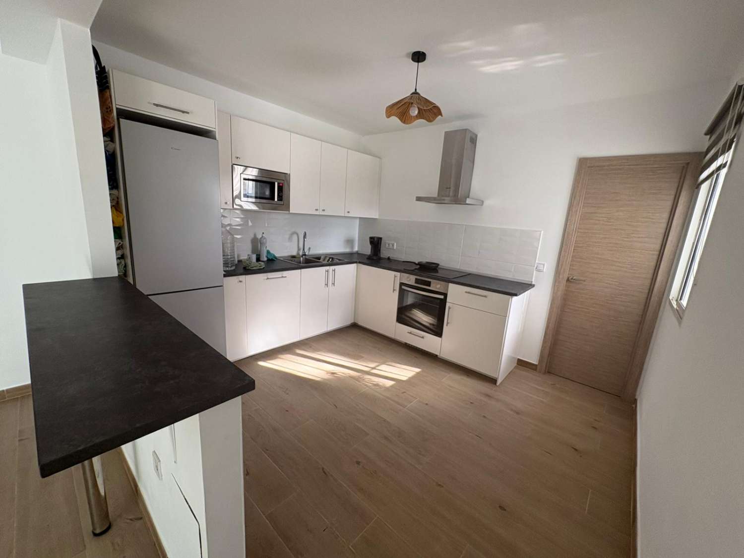 PRACHTIGE VILLA TE HUUR OP HET PLATTELAND IN DE OMGEVING VAN LA ALQUERIA (MIJAS)