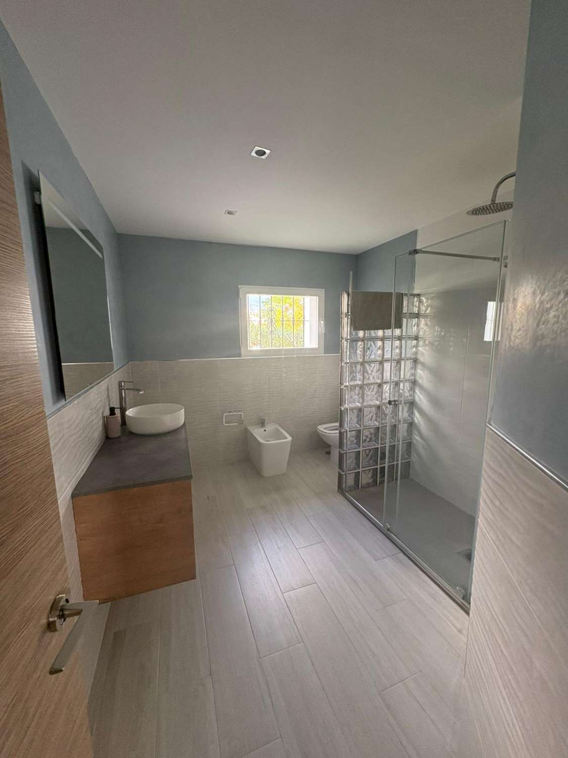 PRACHTIGE VILLA TE HUUR OP HET PLATTELAND IN DE OMGEVING VAN LA ALQUERIA (MIJAS)