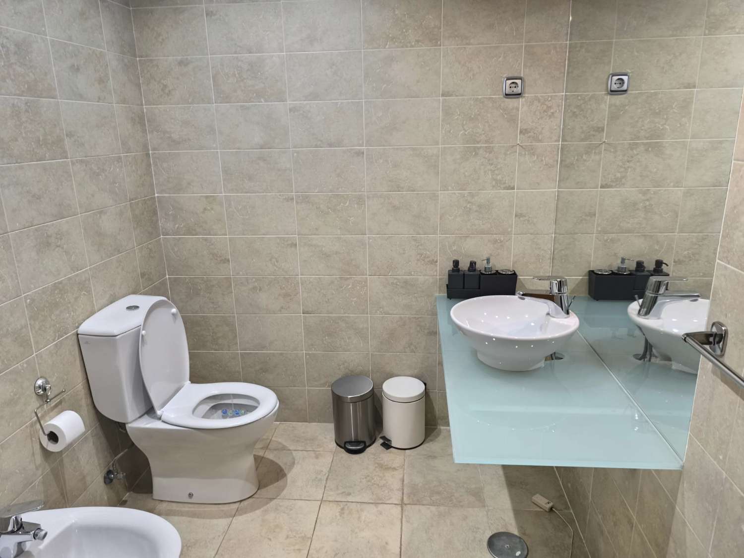 LANGSIKTIG TIL LEIE FRA NÅ AV VAKKER LEILIGHET MED HAVUTSIKT I ALTOS DEL HIGUERON