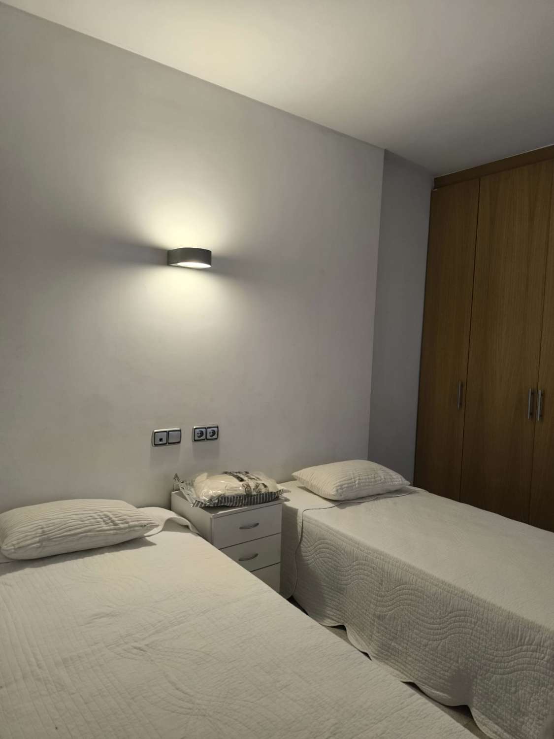 LANGSIKTIG TIL LEIE FRA NÅ AV VAKKER LEILIGHET MED HAVUTSIKT I ALTOS DEL HIGUERON