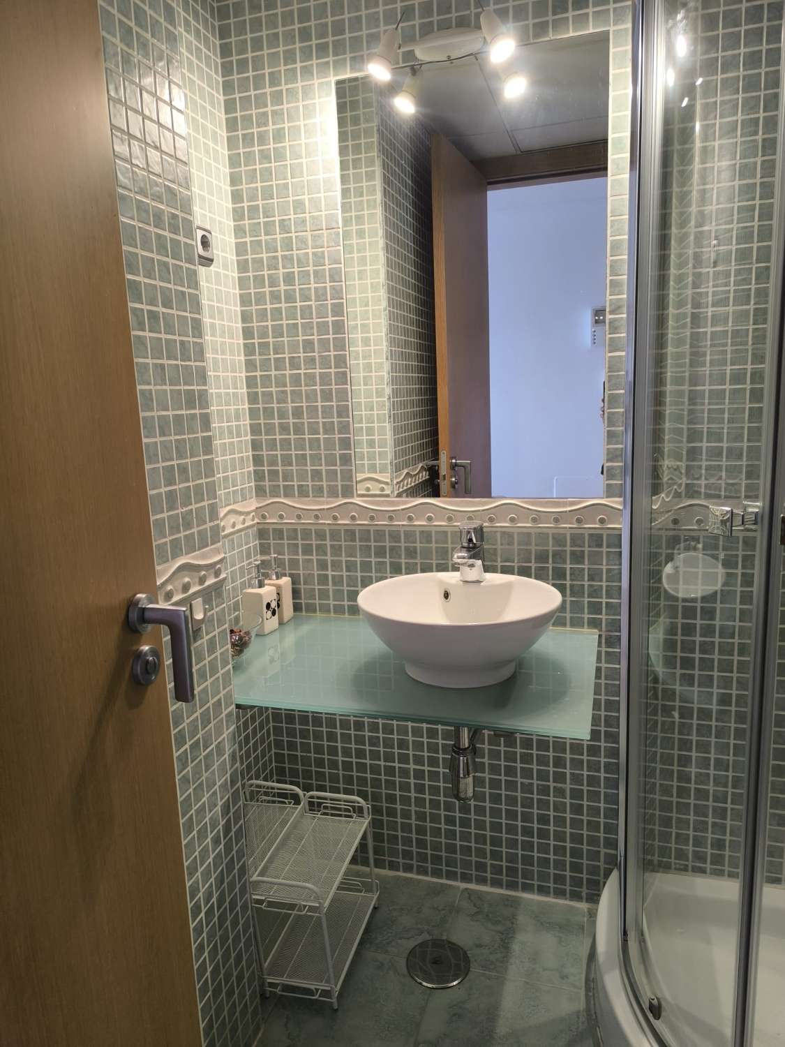 LANGSIKTIG TIL LEIE FRA NÅ AV VAKKER LEILIGHET MED HAVUTSIKT I ALTOS DEL HIGUERON