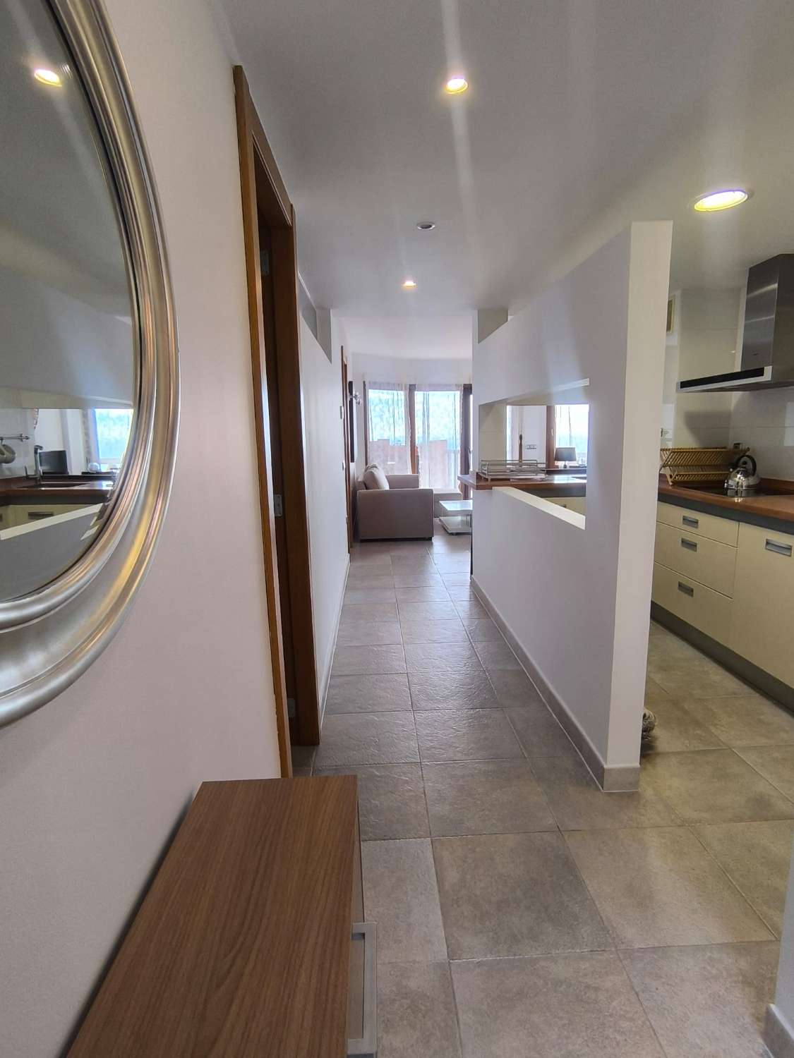 LANGSIKTIG TIL LEIE FRA NÅ AV VAKKER LEILIGHET MED HAVUTSIKT I ALTOS DEL HIGUERON