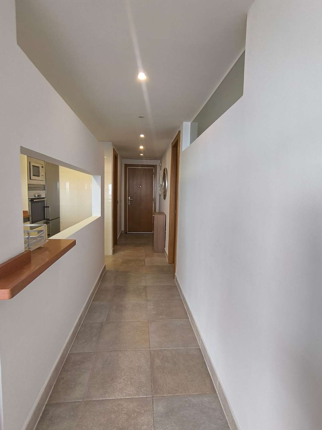 LANGSIKTIG TIL LEIE FRA NÅ AV VAKKER LEILIGHET MED HAVUTSIKT I ALTOS DEL HIGUERON