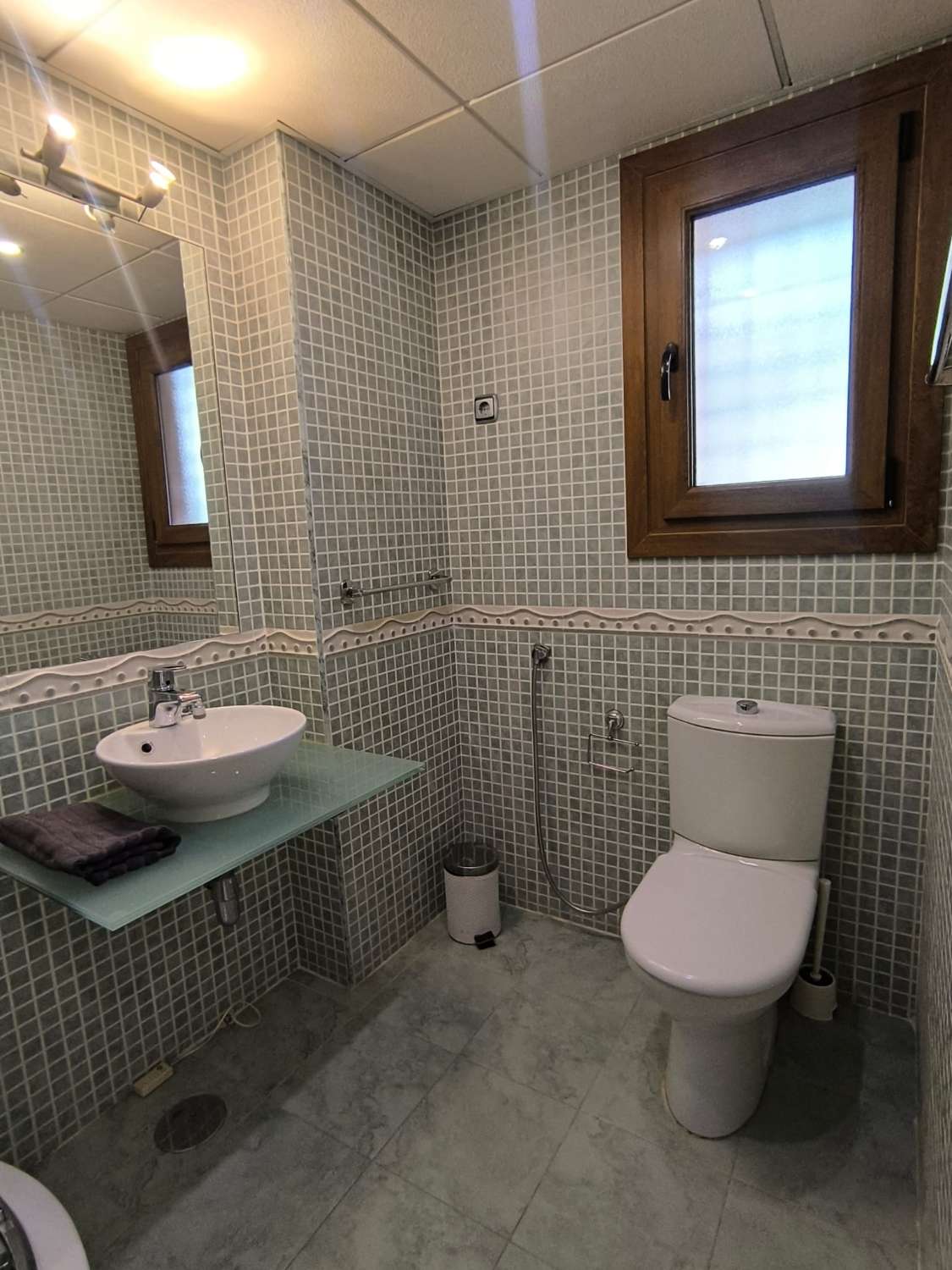 LANGSIKTIG TIL LEIE FRA NÅ AV VAKKER LEILIGHET MED HAVUTSIKT I ALTOS DEL HIGUERON