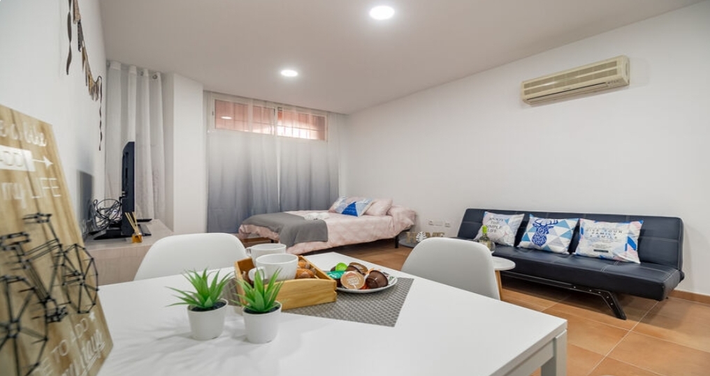 NICE APARTMENT FOR SALE IN LA COLINA AREA (TORREMOLINOS)