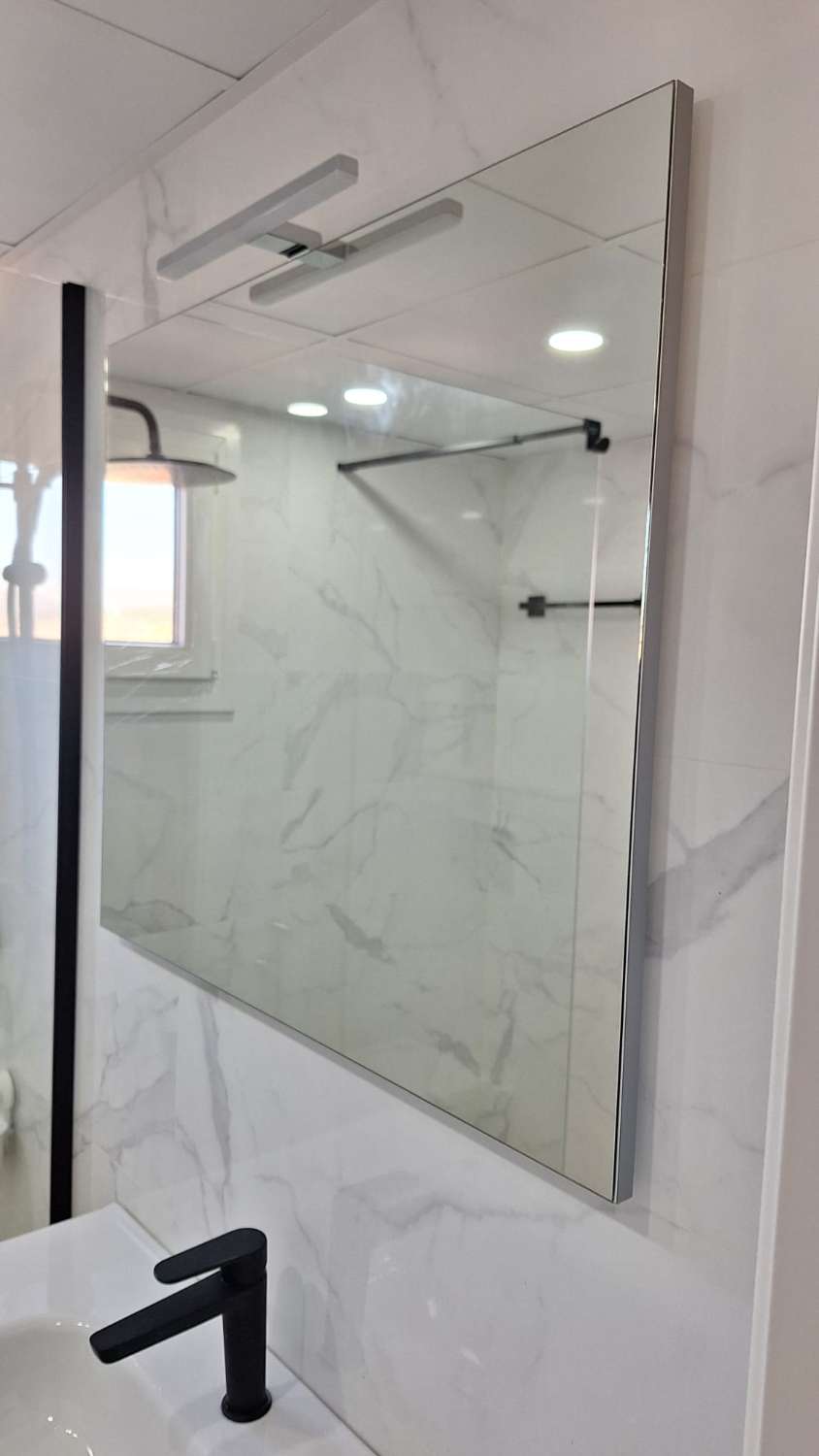 TE HUUR VAN 30/11/26 TOT 28-03-27 PRACHTIG 1ST LINE APPARTEMENT MET PRACHTIG ZEEZICHT IN FUENGIROLA