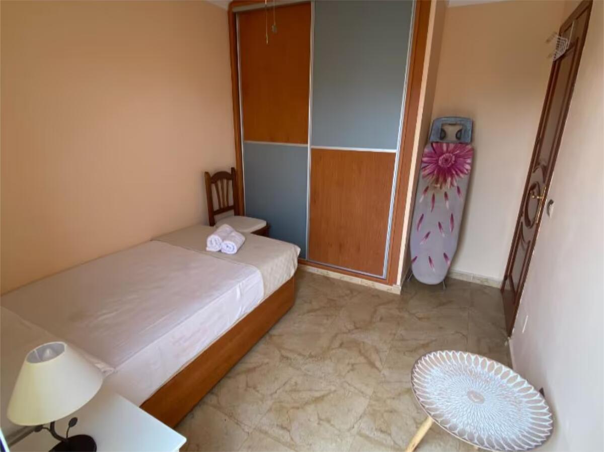 BELLISSIMO APPARTAMENTO IN VENDITA CON LICENZA TURISTICA NEL CENTRO DI FUENGIROLA