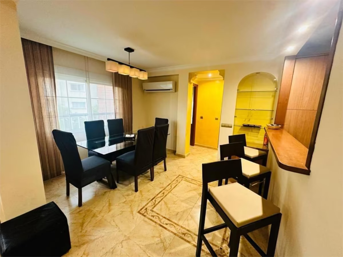 BELLISSIMO APPARTAMENTO IN VENDITA CON LICENZA TURISTICA NEL CENTRO DI FUENGIROLA