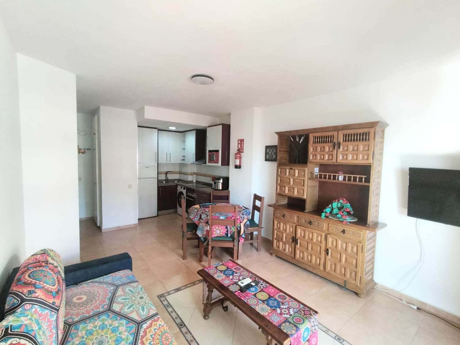 BELLISSIMO APPARTAMENTO IN VENDITA CON LICENZA TURISTICA E VISTA SUL MARE A BENALMADENA