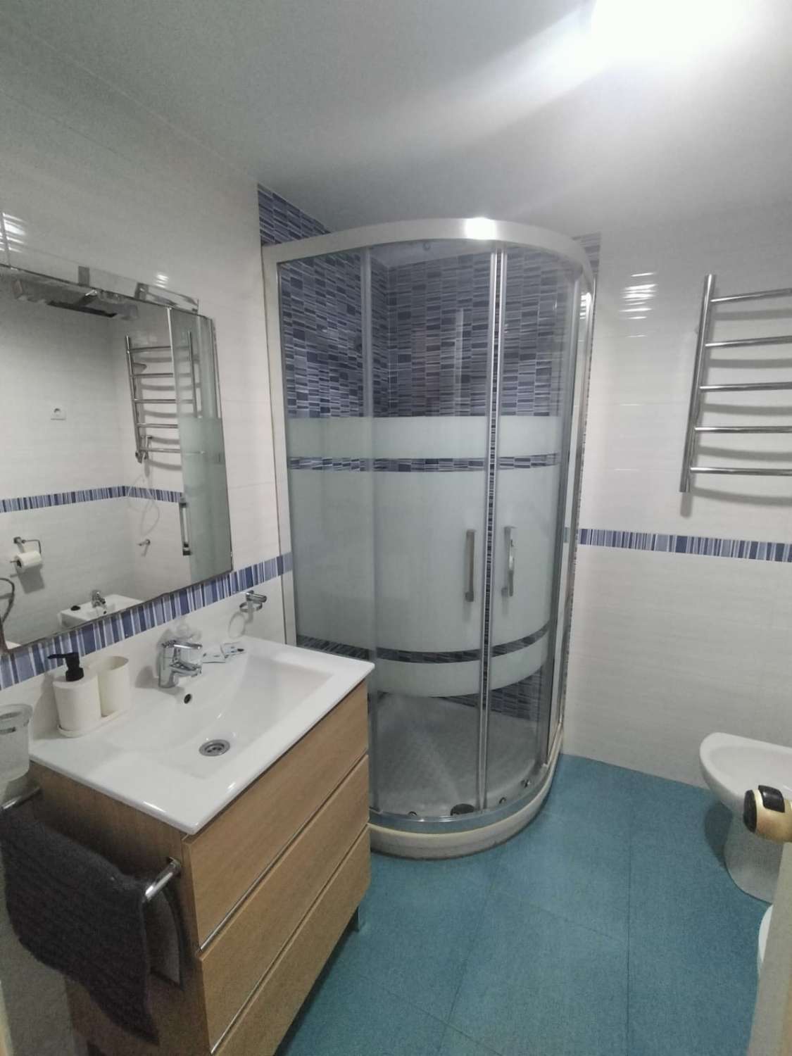 BELLISSIMO APPARTAMENTO IN VENDITA CON LICENZA TURISTICA E VISTA SUL MARE A BENALMADENA