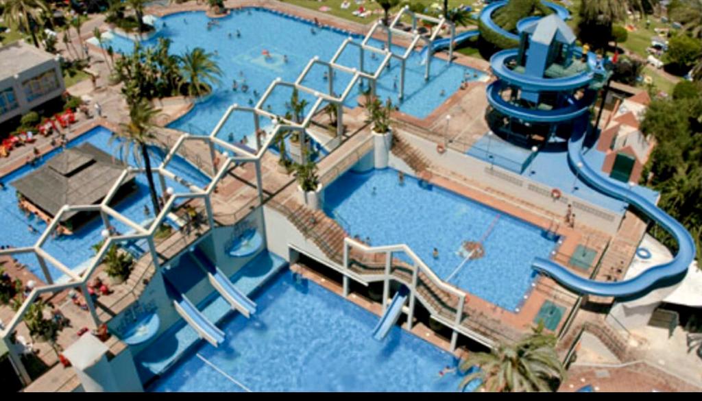 BELLO APPARTAMENTO CON MARE A BENALMADENA SULLA SECONDA LINEA DI BEACH IN AFFITTO A LUNGO TERMINE