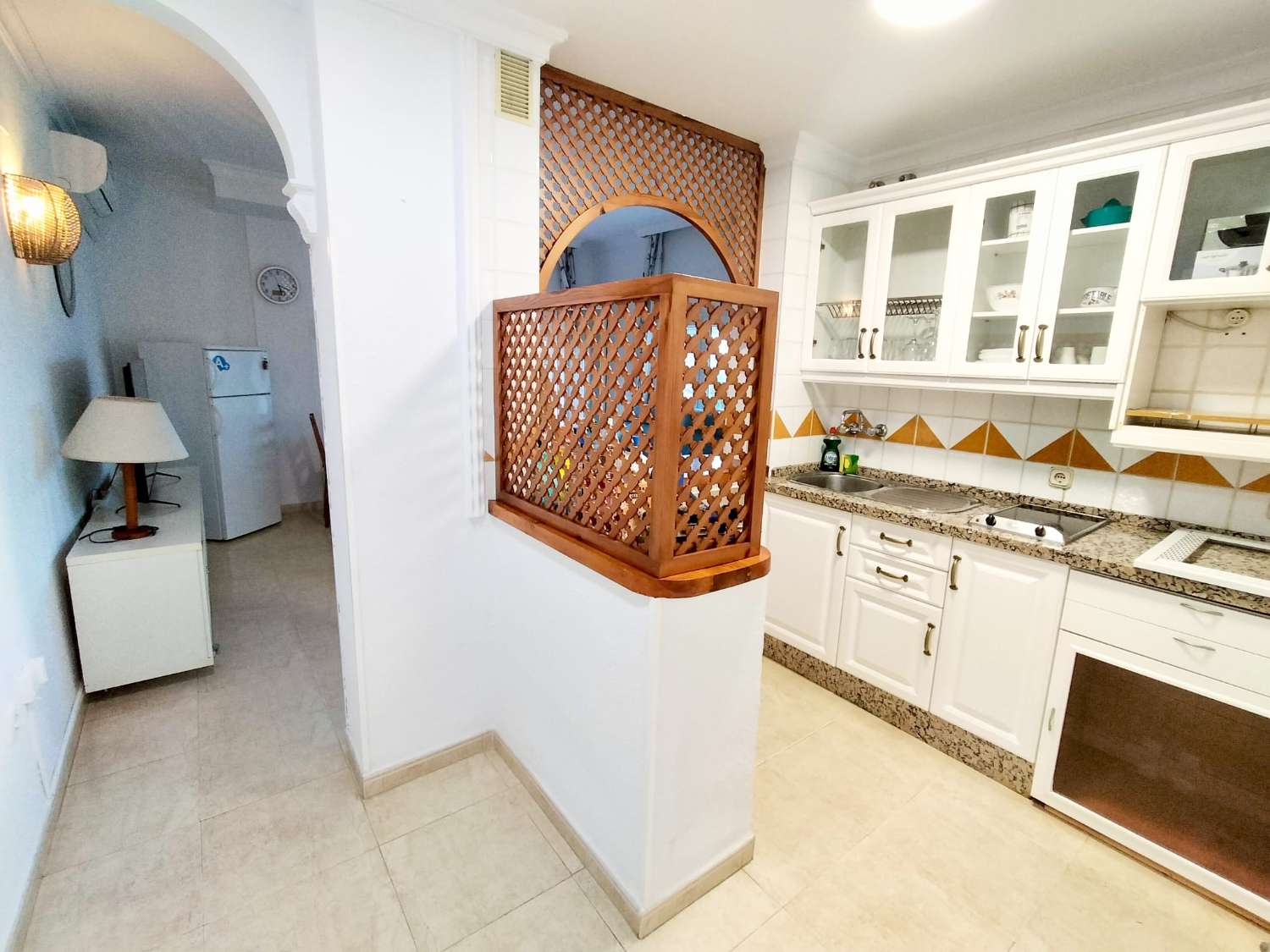 FLOT LEJLIGHED MED HAV I BENALMADENA PÅ 2. LINJE AF STRANDEN TIL LEJE PÅ LANG SIGT