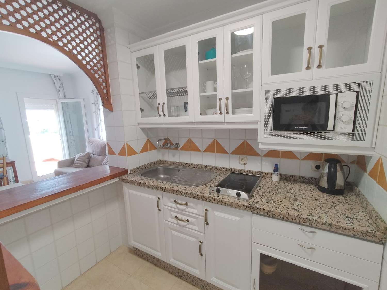 BELLO APPARTAMENTO CON MARE A BENALMADENA SULLA SECONDA LINEA DI BEACH IN AFFITTO A LUNGO TERMINE