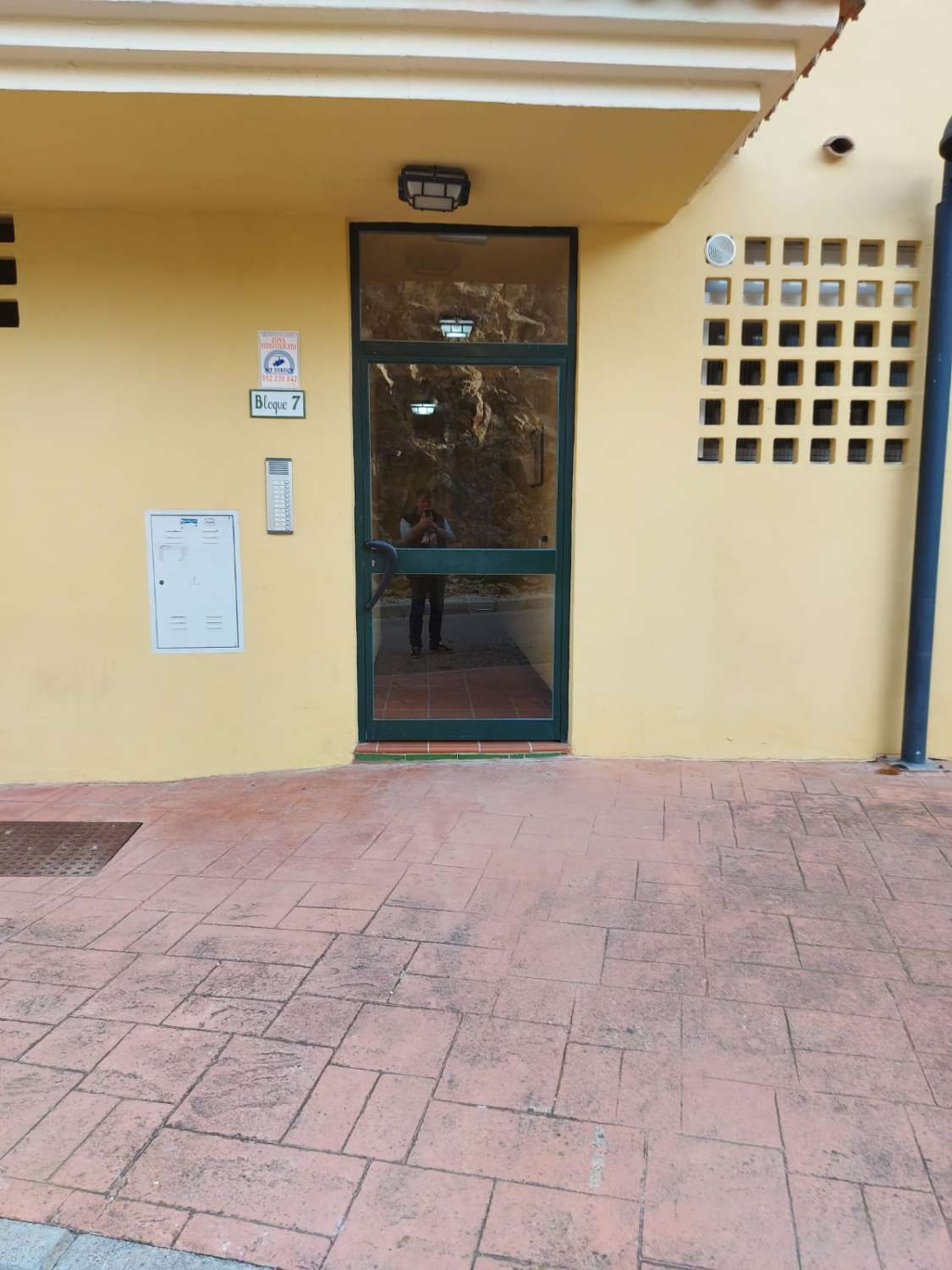 Bellissimo appartamento con vista sul mare in vendita a Benalmadena.