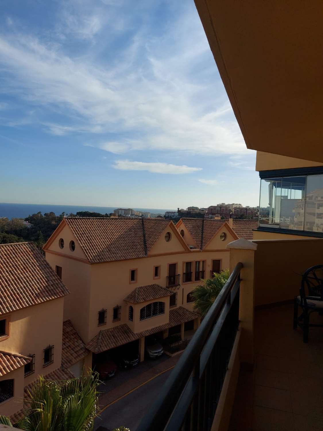 Bellissimo appartamento con vista sul mare in vendita a Benalmadena.