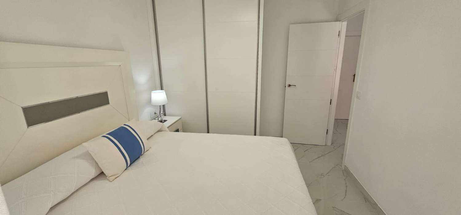 REF.3103 LANGTIDS – SMUK LEJLIGHED VED STRANDEN TIL LEJE I FUENGIROLA