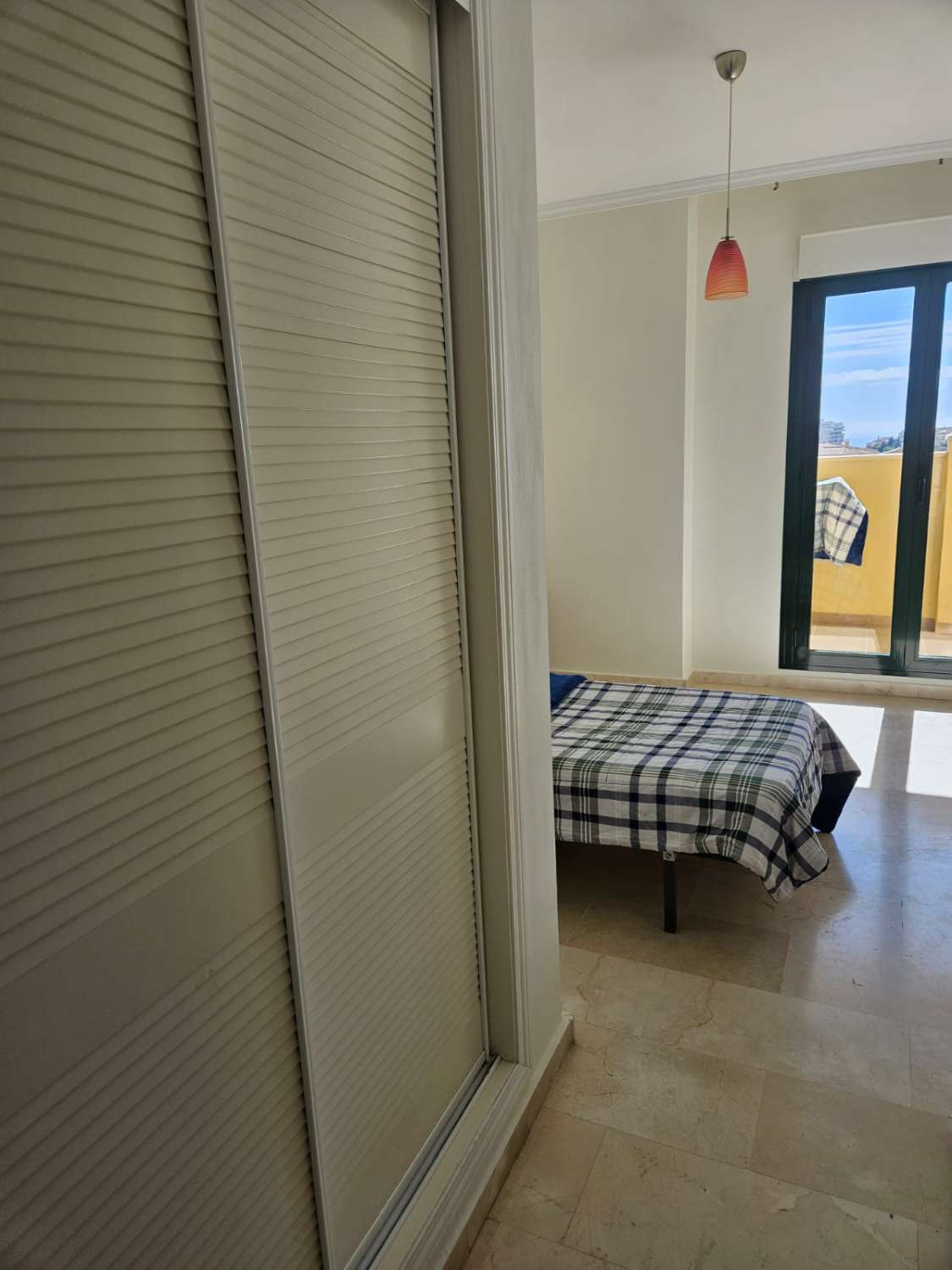 Von jetzt bis zum 30.06.2026 zur Miete, wunderschöne Wohnung mit Meerblick in Benalmadena.