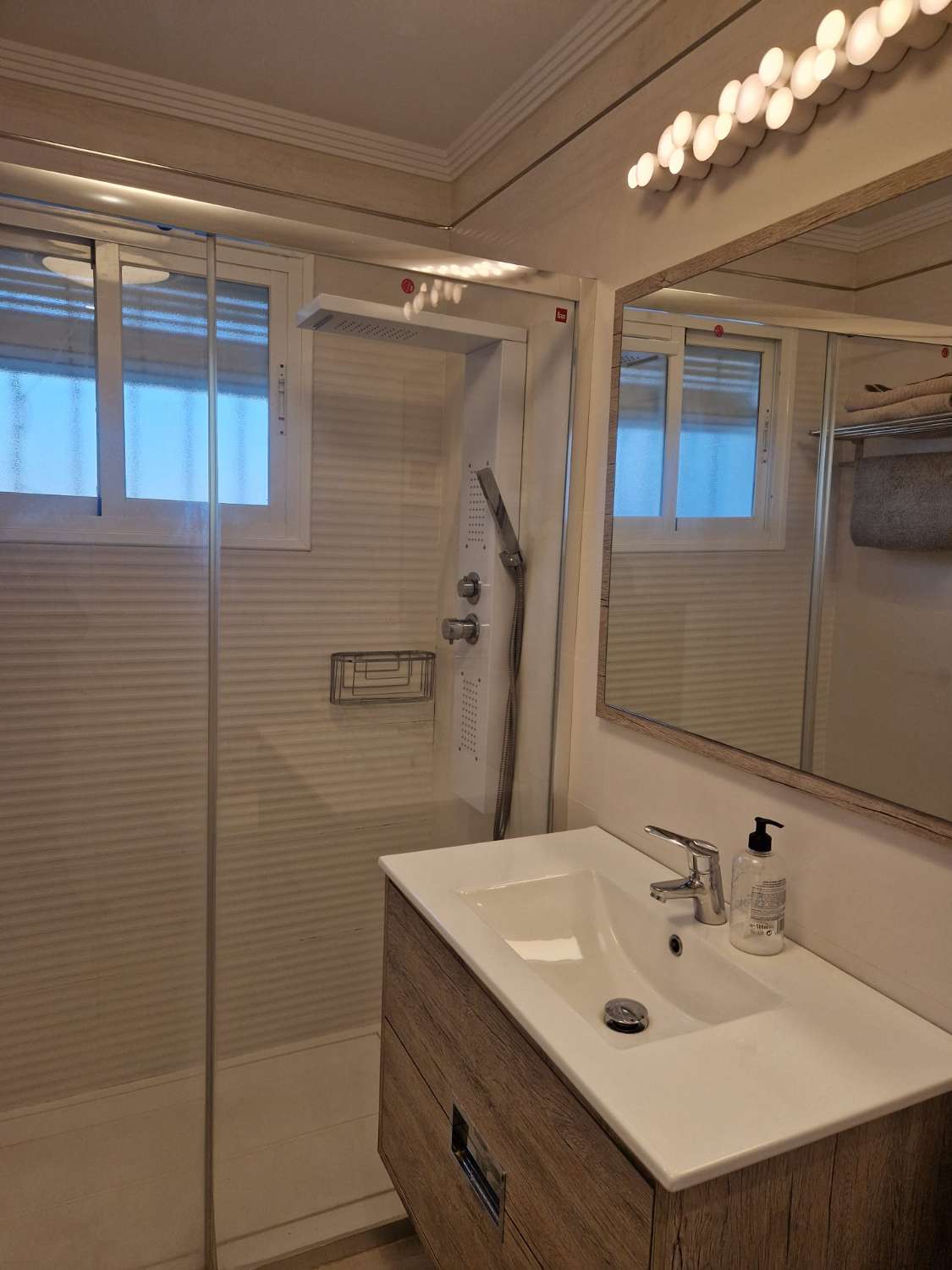 MOOI PENTHOUSE TE HUUR VAN 25.01.26-15.6.26 EN VAN 1.10.26-15.6.27 IN MIJAS