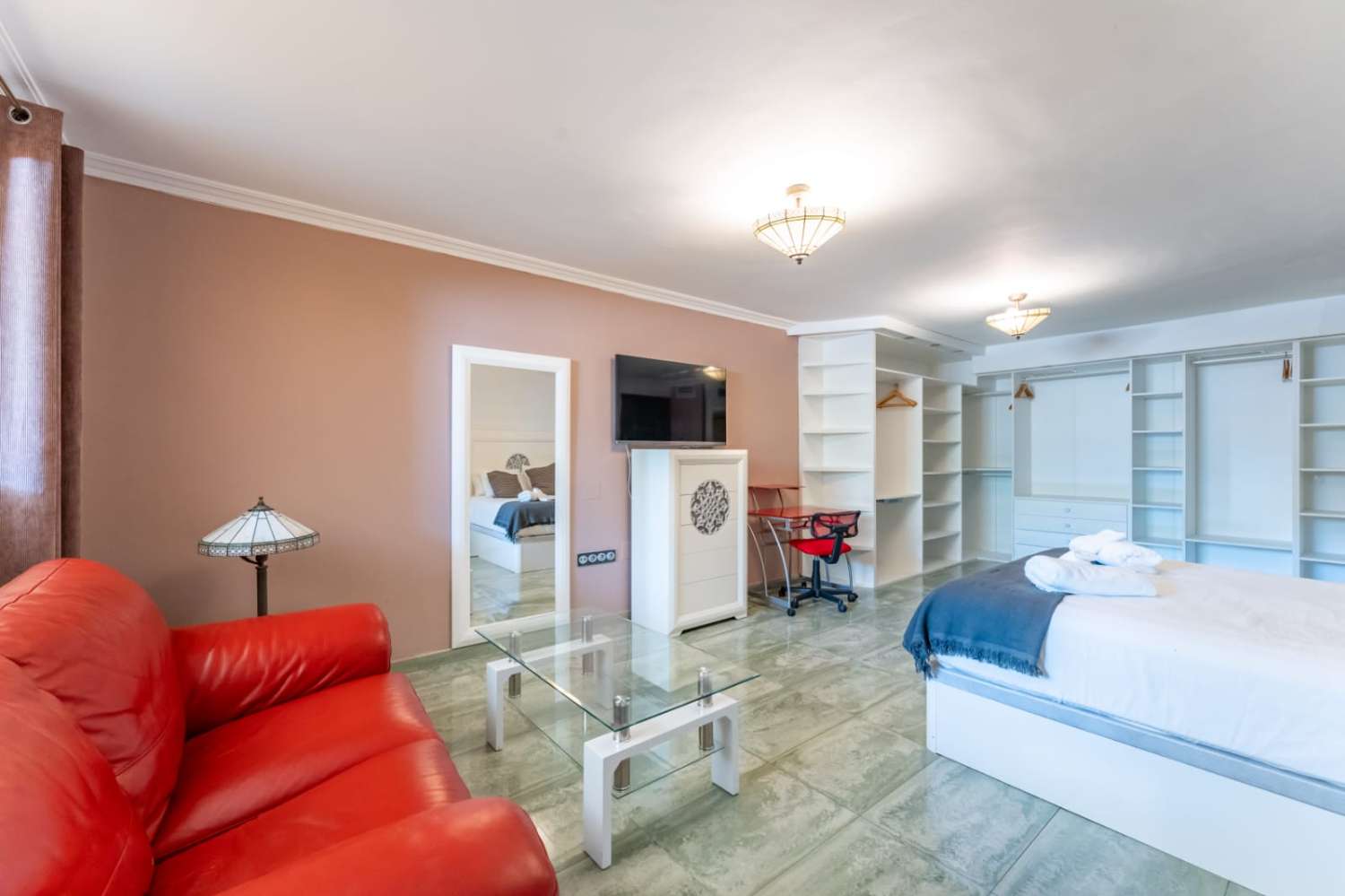 DOPPELFREIHÄLFTE ZU MIETEN IN CORTIJO DE TORREQUEBRADA (BENALMADENA)