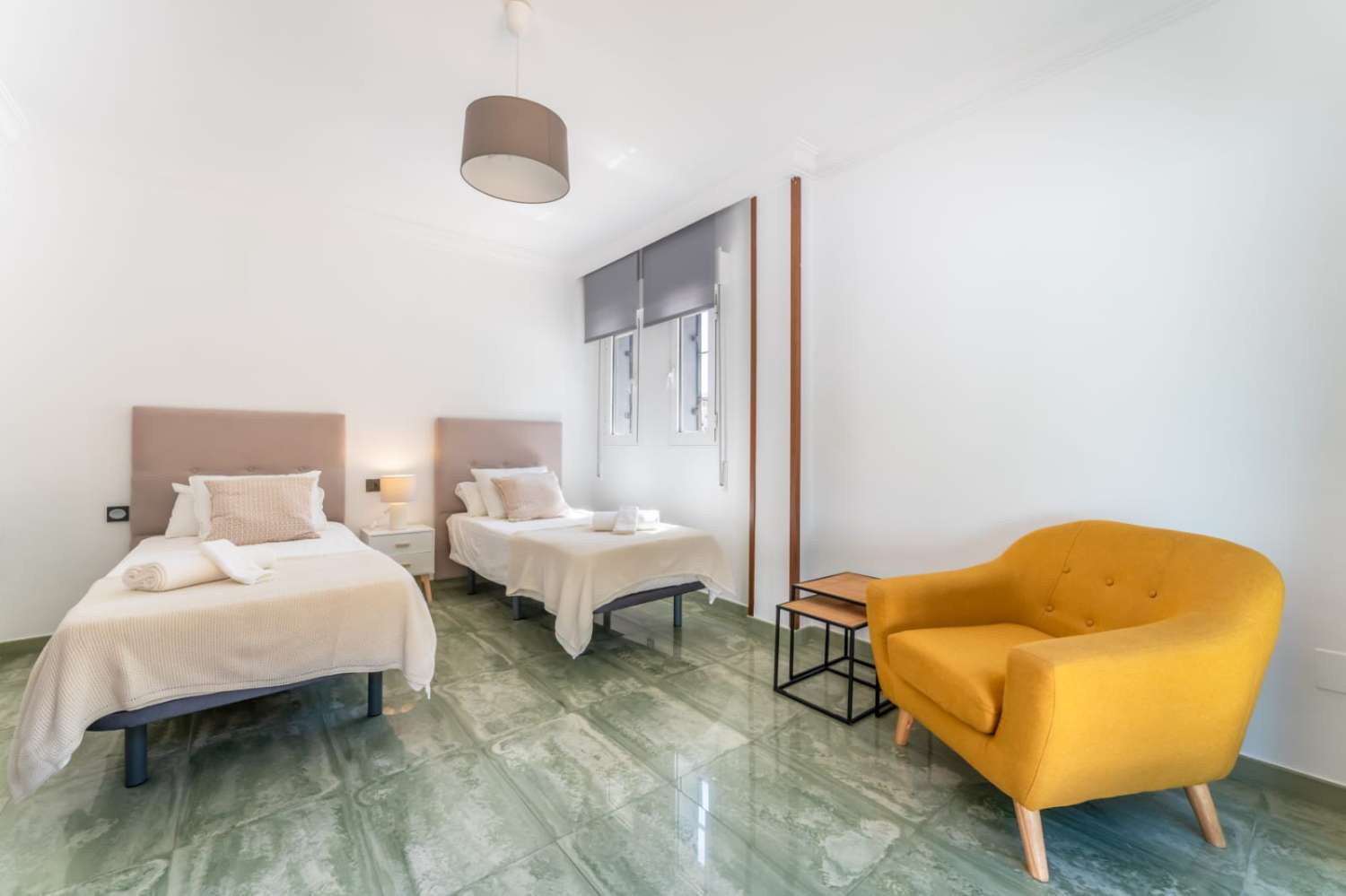 DOPPELFREIHÄLFTE ZU MIETEN IN CORTIJO DE TORREQUEBRADA (BENALMADENA)