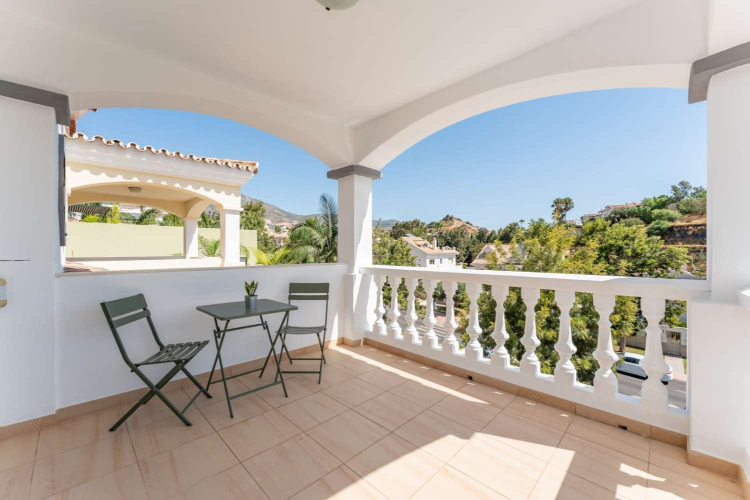 DOPPELFREIHÄLFTE ZU MIETEN IN CORTIJO DE TORREQUEBRADA (BENALMADENA)