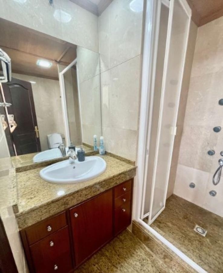 Uthyres HALVSÄSONG från 01/09/2025 - 31/05/2026 vacker lägenhet i Playamar (Torremolinos).-