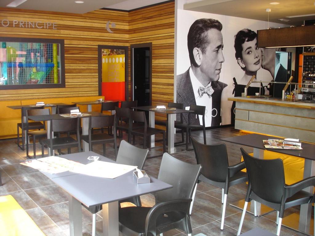 Uthyrning från 01.09.2026-30.6.2027 Fin lägenhet med havsutsikt 200 meter från stranden i Benalmadena