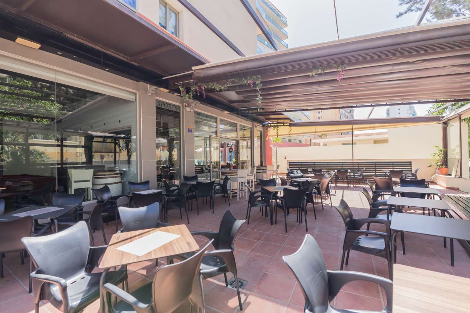 Uthyrning från 01.09.2026-30.6.2027 Fin lägenhet med havsutsikt 200 meter från stranden i Benalmadena