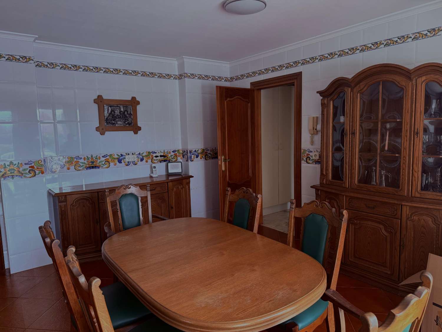 Larga temporada. Se alquila estupendo chalet independiente en Torrequebrada (Benalmadena)