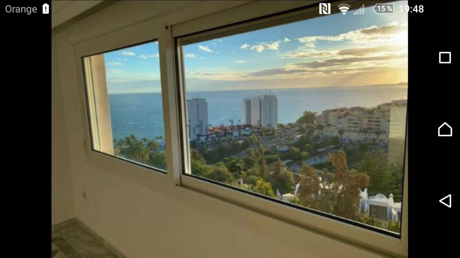 SE ALQUILA  POR LARGA TEMPORADA MAGNIFICO APARTAMENTO CON VISTAS AL MAR EN   2ª LINEA DE PLAYA EN BENALMADENA