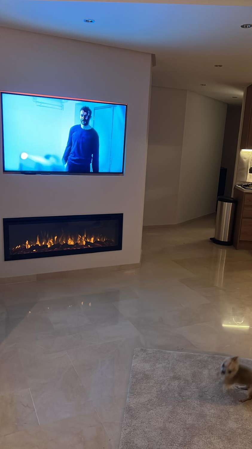 SE VENDE PRECIOSO APARTAMENTO TOTALMENTE RENOVADO  EN PUERTO MARINACON VISTAS AL MAR    (BENALMADENA)