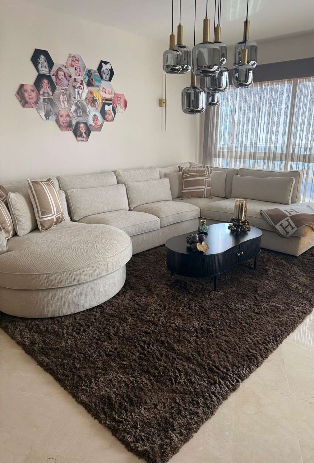 SE VENDE PRECIOSO APARTAMENTO TOTALMENTE RENOVADO  EN PUERTO MARINACON VISTAS AL MAR    (BENALMADENA)