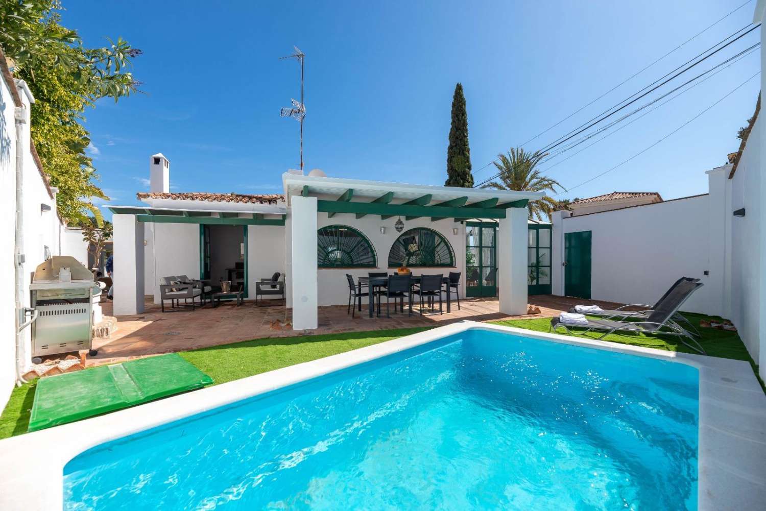 SE VENDE MAGNIFICA VILLA EN NUEVA ANDALUCIA (MARBELLA)