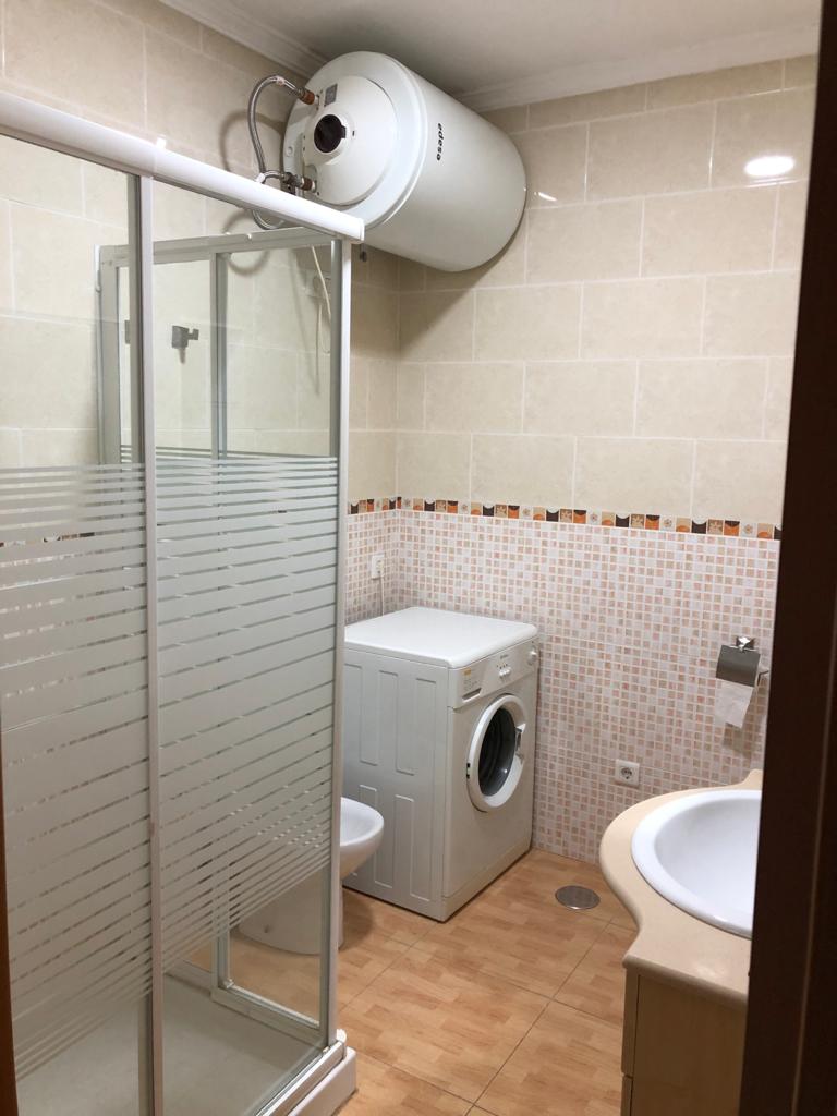 Se alquila MEDIA TEMPORADA desde ahora - 30/06/2026 bonito apartamento en Playamar (Torremolinos)
