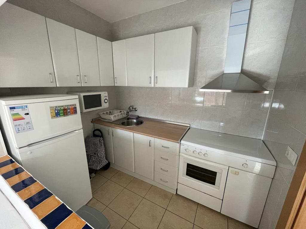 Se alquila MEDIA TEMPORADA desde ahora - 30/06/2026 bonito apartamento en Playamar (Torremolinos)