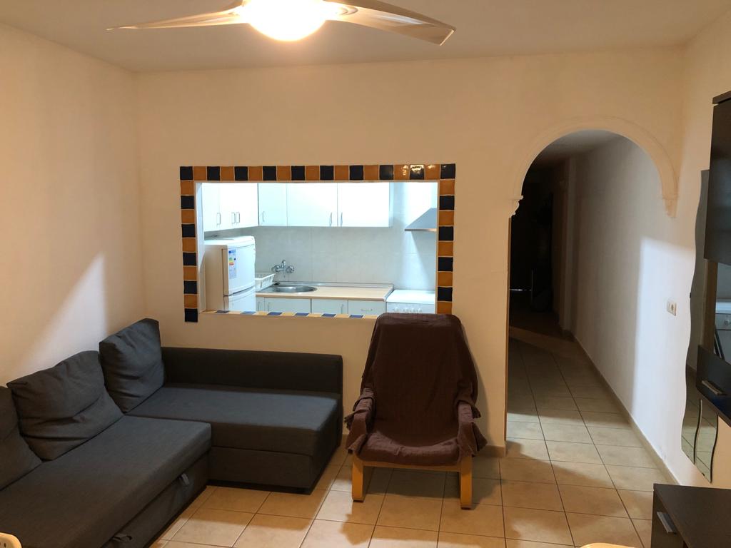 Se alquila MEDIA TEMPORADA desde ahora - 30/06/2026 bonito apartamento en Playamar (Torremolinos)