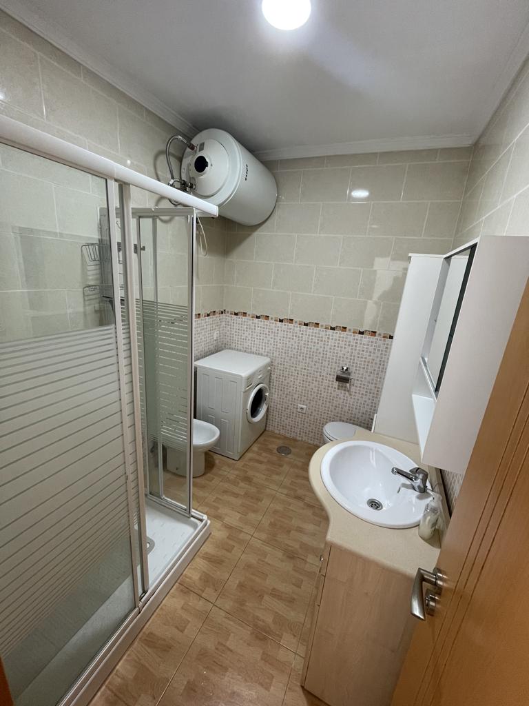Se alquila MEDIA TEMPORADA desde ahora - 30/06/2026 bonito apartamento en Playamar (Torremolinos)