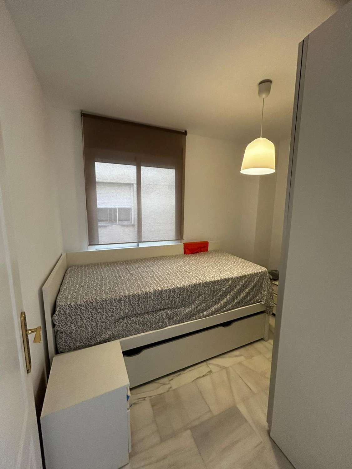 BEL APPARTAMENTO CON VISTA SUL MARE IN AFFITTO A LUNGO TERMINE NELLA ZONA DI TORREBLANCA (FUENGIROLA)