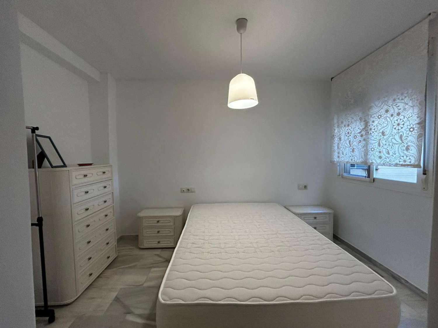 BEL APPARTAMENTO CON VISTA SUL MARE IN AFFITTO A LUNGO TERMINE NELLA ZONA DI TORREBLANCA (FUENGIROLA)