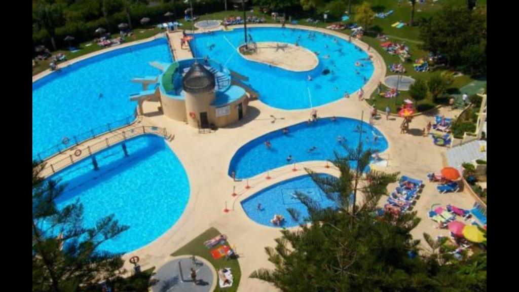 TIL LEIE FRA 2.3.26 TIL 30.6.26 OG FRA 01.09.2026 TIL 30.06.2027 FIN LEILIGHET I BENALMADENA MED HAVUTSIKT