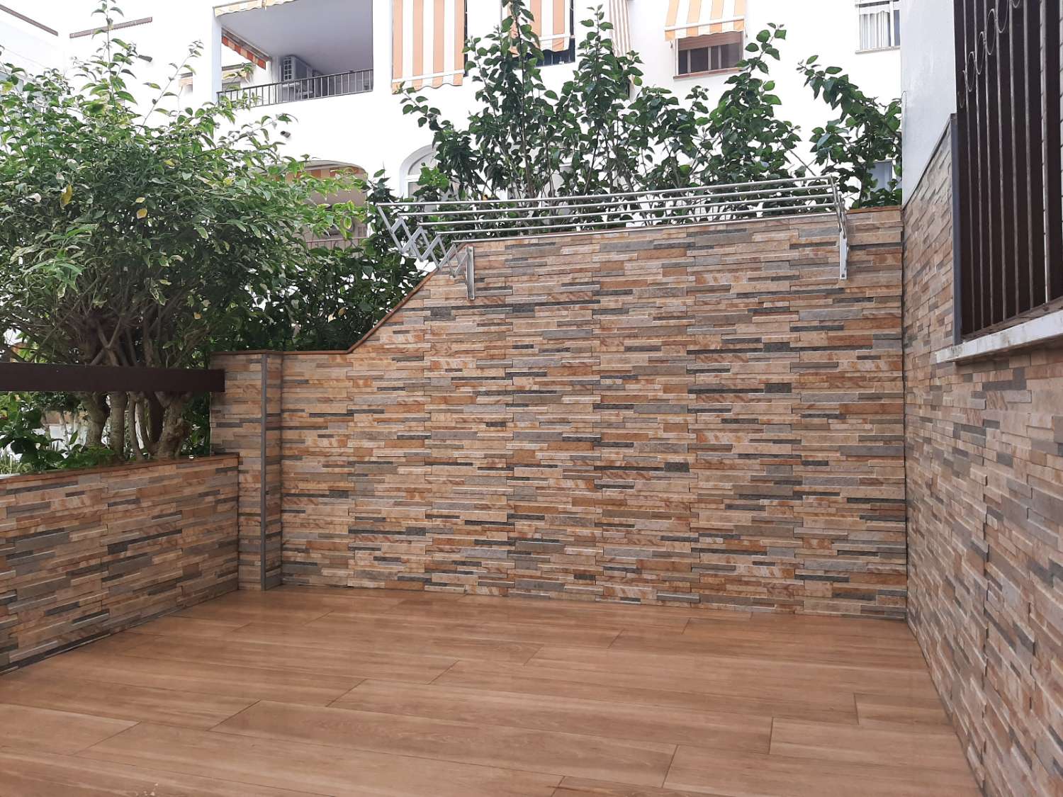 FIN LEILIGHET I FØRSTE ETASJE TIL LEIE FRA 1.9.26 TIL 30.6.27 I BENALMADENA.