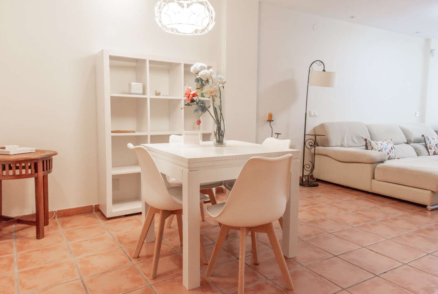 TIL LEIE FRA 01.09.2026 TIL 30.06.2027 PRAKTFULL LEILIGHET PÅ 1ST LINE BENALMADENA BEACH