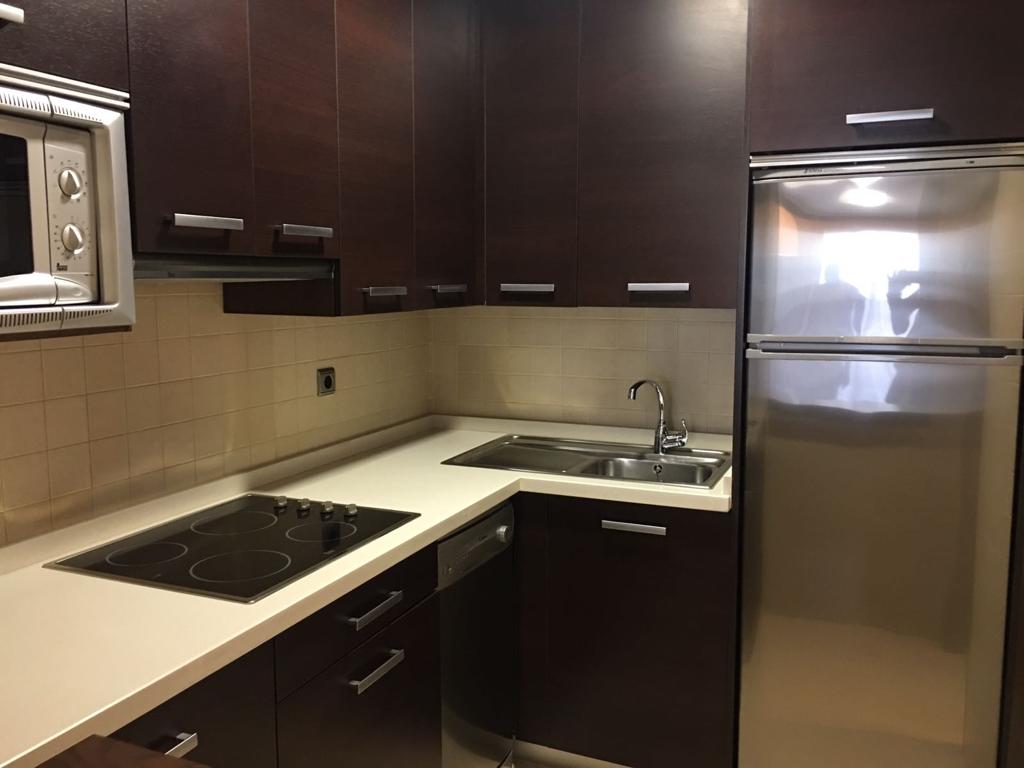 TIL LEIE FRA 02.04.26.-30.6.26 OG FRA 01.09.2026 TIL 30.06.2027 VAKKER LEILIGHET MED HAVUTSIKT 200 METER FRA STRANDEN I BENALMADENA