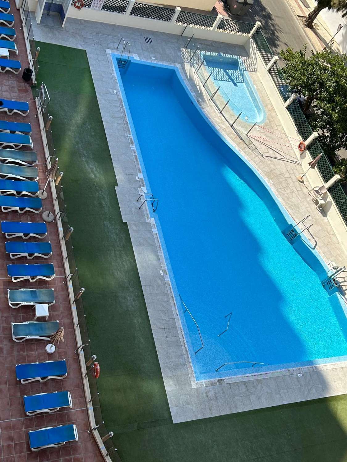 LEID FRA 17.03.2026 - 30.06.2026 OG FRA 1.10.26-20.12.26 OG FRA 16.1.27-30.6.27 VAKKER LEILIGHET MED HAVUTSIKT I BENALMADENA COSTA