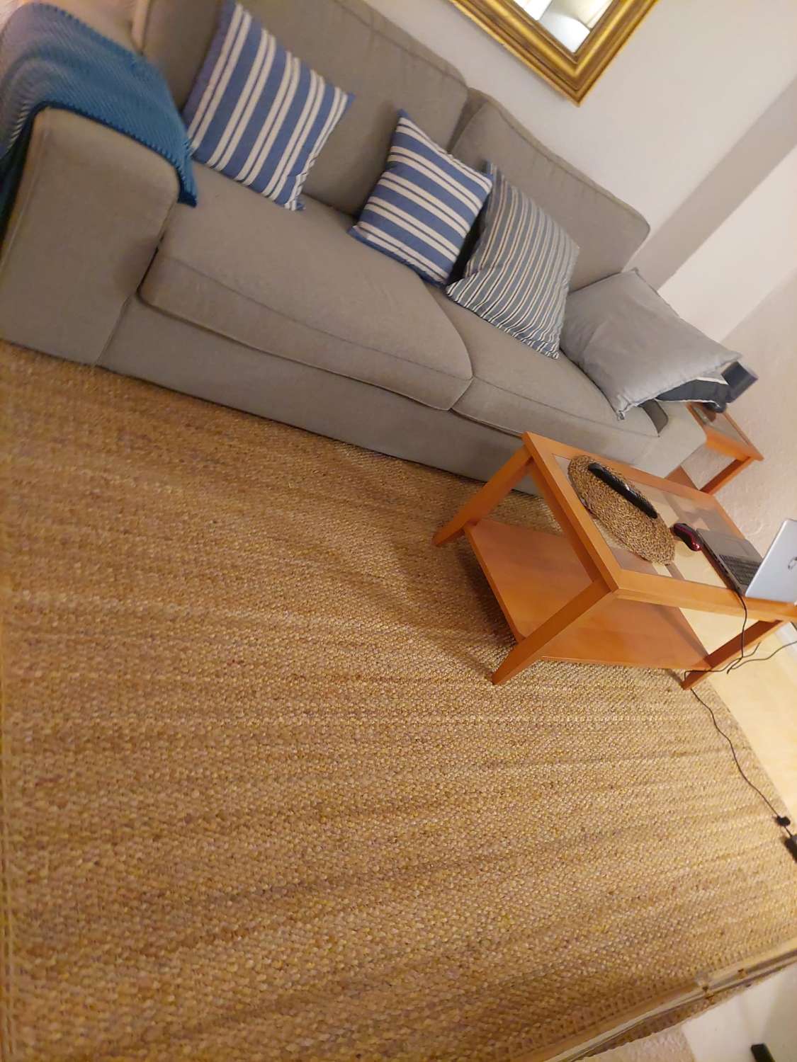 LEID UT FRA NÅ TIL 30.11.26 OG FRA 2.12.26-30.6.27. VAKKER LEILIGHET MED HAVUTSIKT I ARROYO DE LA MIEL (BENALMADENA)