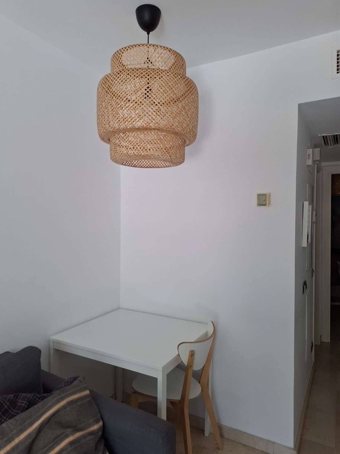 Se alquila desde ahora hasta30/6/2026 Y DESDE01/09/2026 - 30/06/2027 bonito apartamento en Benalmádena Costa a 150 metros de la playa