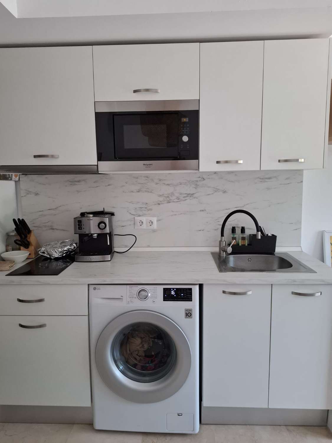 Se alquila desde ahora hasta30/6/2026 Y DESDE01/09/2026 - 30/06/2027 bonito apartamento en Benalmádena Costa a 150 metros de la playa