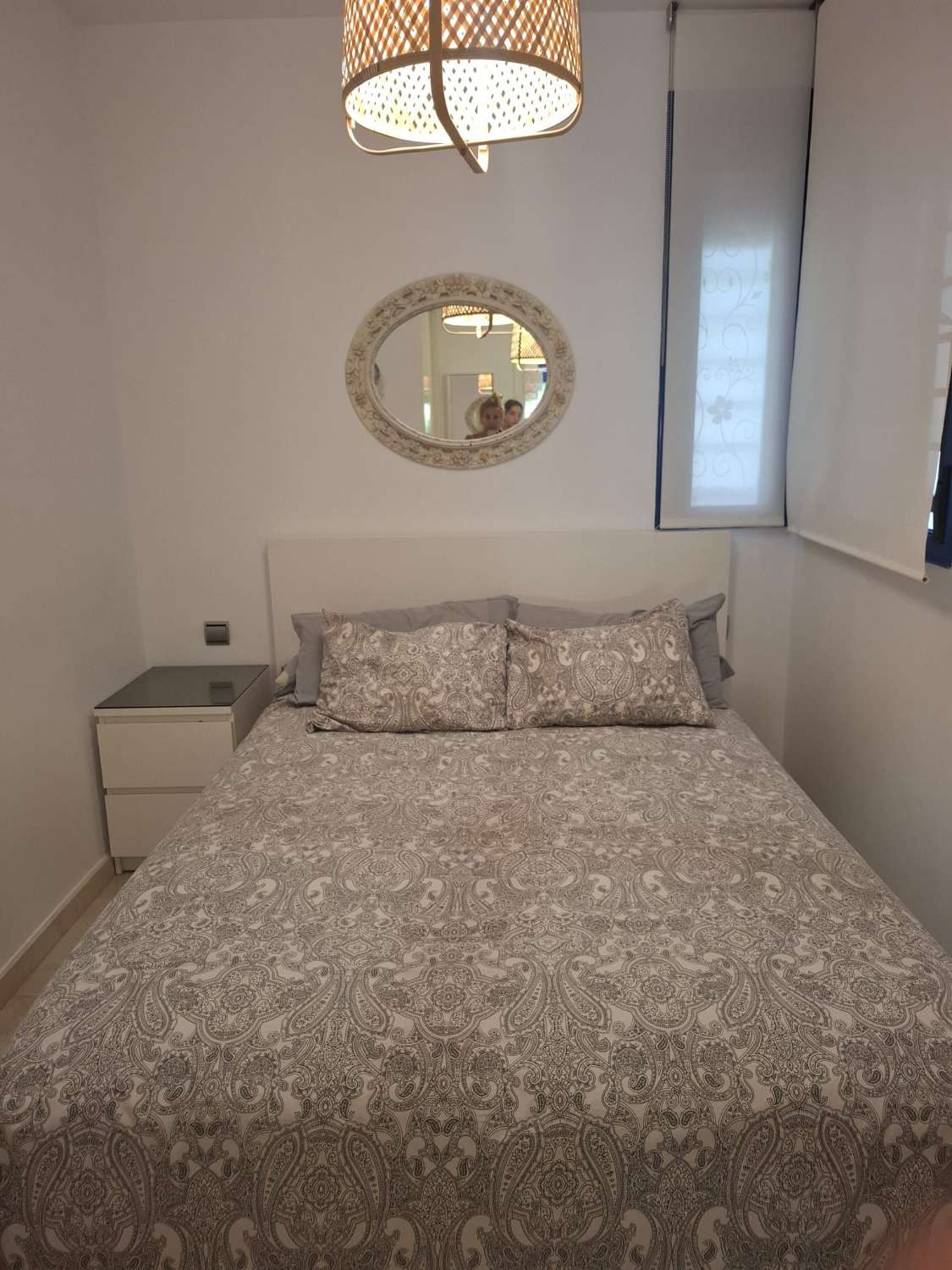 Se alquila desde ahora hasta30/6/2026 Y DESDE01/09/2026 - 30/06/2027 bonito apartamento en Benalmádena Costa a 150 metros de la playa