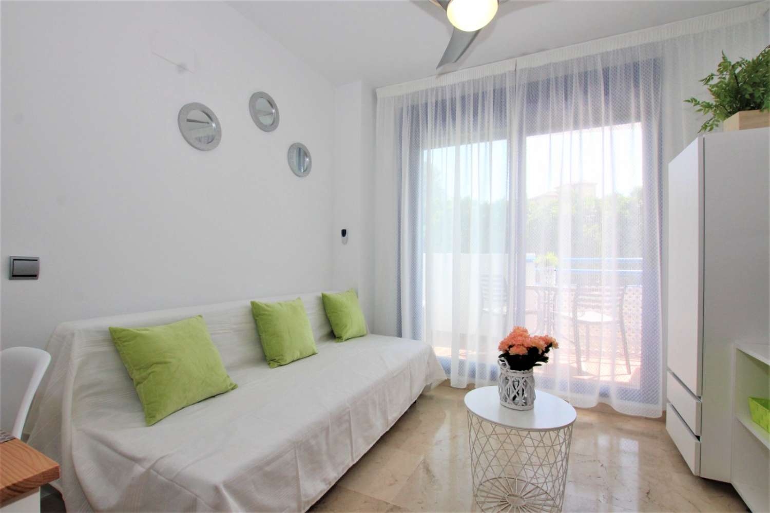 Se alquila desde 15/09/2026-31/05/2027 precioso apartamento a 200 metros de la playa en Benalmádena